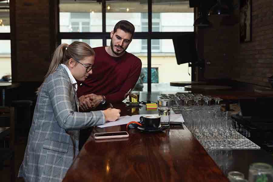 21 Restaurant Health Code Violations [+ How to Avoid Them]