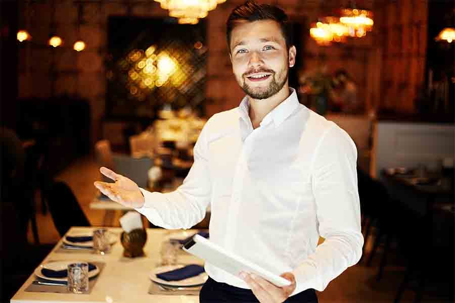 Restaurant Manager Job Description: How to Write (+ Template)
